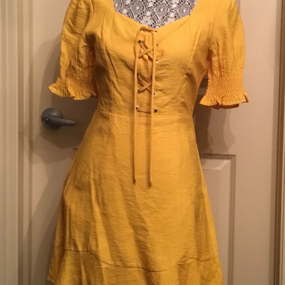 Dress - Picture 1 of 1
